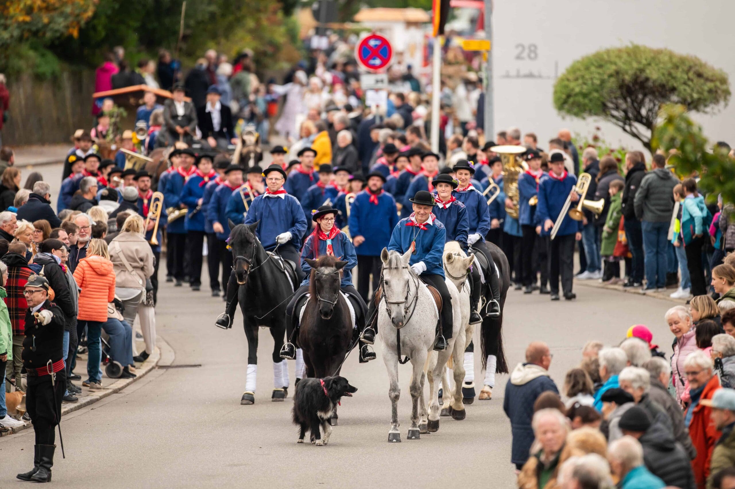 241006 saukirbeumzug 022