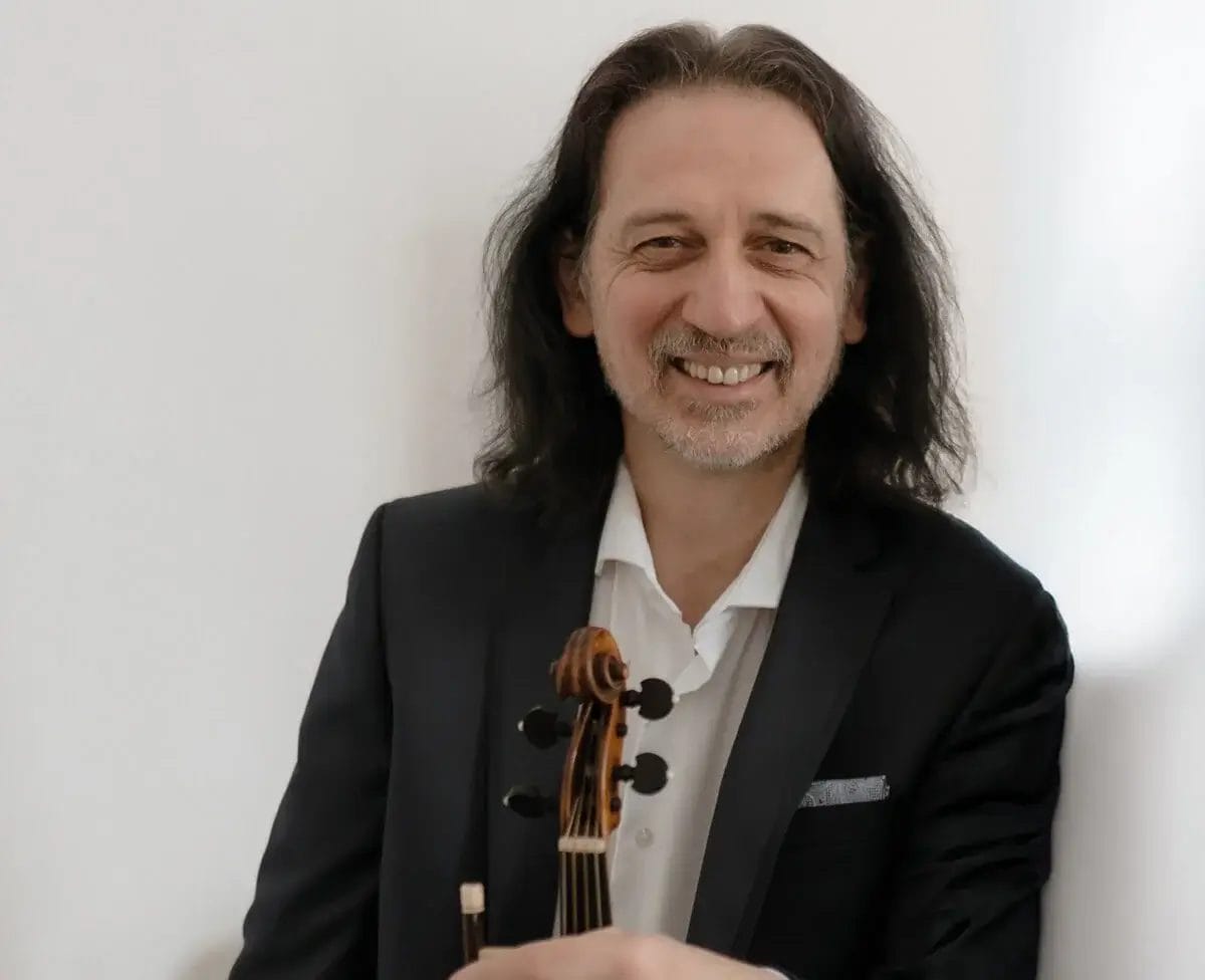 Prof. Anton Steck. Foto: ;aura Belo